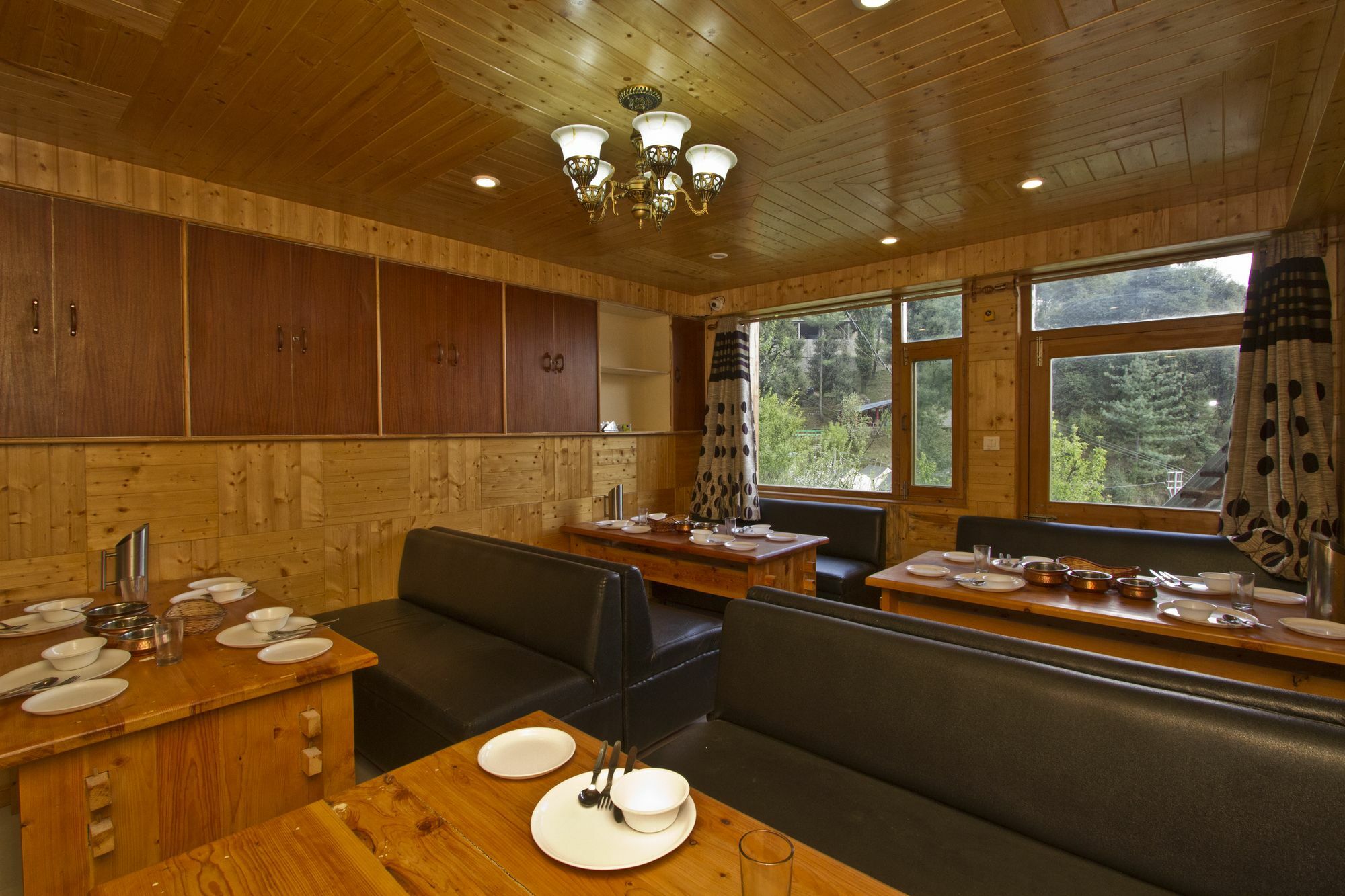 Oyo 8724 Vashisht Hotell Vashist Eksteriør bilde